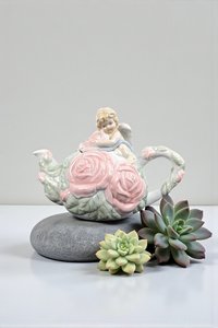 1980s Ceramic Avon Cherub Teapot