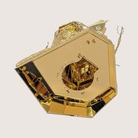 1998 Danbury Mint 23kt Gold Plated North Pole Lighthouse Ornament