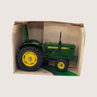 Vintage ERTL John Deere Utility Tractor Die Cast Replica 1/16