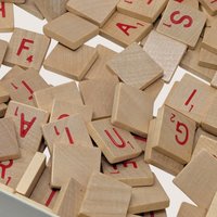1975 Selchow and Righter Scrabble Scoring Anagrams Board Game