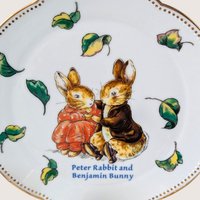 2002 Beatrix Potter Peter Rabbit 10 pc Porcelain Mini Tea Set 