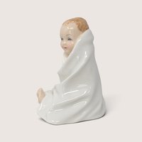 Vintage Royal Doulton This Little Pig Child Figurine HN 2125