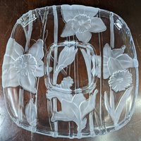 1989 Crystal Clear Studios Narcissus Serving Platter Etched Daffodils