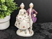 Vintage Porcelain Colonial Couple Figurine, Made in Japan