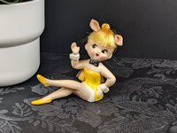 Vintage Lefton Girl Figurine 5501