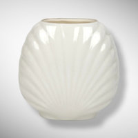 Vintage Fine China Japan Shell Shaped Bud Vase with Pink Flowers (4")