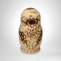 Vintage Russian Wooden Nesting Dolls - Hand-Painted Set with Traditional Charm