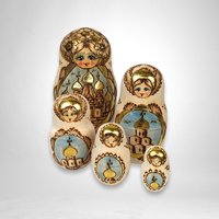 Vintage Russian Wooden Nesting Dolls - Hand-Painted Set with Traditional Charm