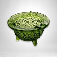 Green Beauty: Vintage Daisy & Button Ashtray/Trinket - Collectible Glass Gem
