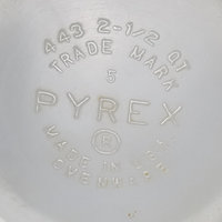Pyrex Butterprint White 10" Cinderella Mixing Bowl 2 1/2 Quart 443, Used Condition