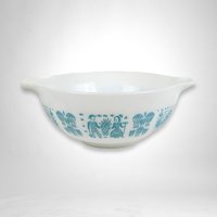 Pyrex Butterprint White 10" Cinderella Mixing Bowl 2 1/2 Quart 443, Used Condition