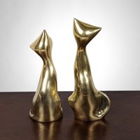 Vintage Pair of Brass Cat Figurines - Timeless Feline Decor
