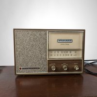 Vintage Panasonic AM/FM Radio