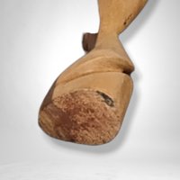 Exquisite Vintage Hand-Carved Wooden Mother and Child Figurine: Timeless Artistry and Maternal Grace