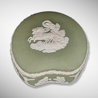 Wedgwood Green Jasperware Trinket Box (Vintage)