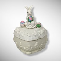 Vintage Ceramic Heart-Shaped Candy Dish with Rabbit Lid