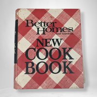 1974 Better Homes and Gardens New Cookbook - Timeless Recipes