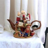 Vintage Santa Claus Decorative Christmas Teapot