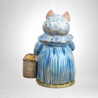 1970 Beatrix Potter "Aunt Pettitoes" Figurine