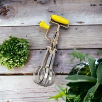 Vintage Blue Whirl Hand Mixer/Egg Beater