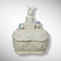 Vintage Ceramic Heart-Shaped Candy Dish with Rabbit Lid