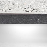 Irvin Ware Silver-Colored Metal Napkin Holder: Classic Tabletop Accessory