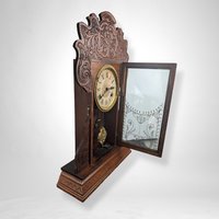Waterbury Harlem Mantle Clock with Key – Timeless Antique Charm