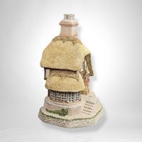 Signed 1991 David Winter Audrey's Tea Room Cottage House Collectible