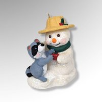 Hallmark Keepsake 2001 Snowman & Raccoon Ornament
