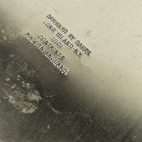 Vintage Daher Tin Canister with Antique Imagery