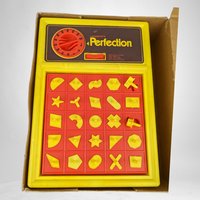 Vintage 1975 Lakeside Perfection Game - A Classic Test of Skill and Dexterity