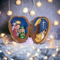 1991 Hallmark Nutshell Nativity Ornament - Miniature Christmas Story