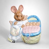 1989 Schmid F. Warne Beatrix Potter Mom and Babies Mouse Nightlight: Vintage Collectible Delight