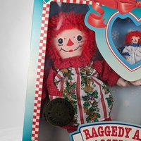 Vintage 1996 Raggedy Ann and Andy Holiday Dolls: Charming Collectibles for Your Festive Decor