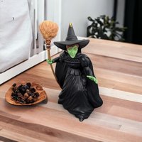 1996 Hallmark Witch of the West Wizard of Oz Ornament: Collectible Nostalgia