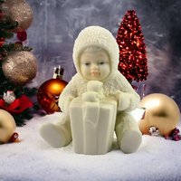 1993 Dept. 56 Snowbabies 'Can I Open It Now' Figurine: Charming Christmas Collectible