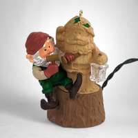 1990 Hallmark Elfin Whittler Light and Motion Ornament - Enchanting Holiday Animation