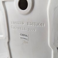 1999 Heartland Valley Deluxe Porcelain Catherdral Lighted House