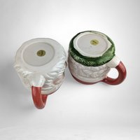 Charming Vintage Papel Mr. and Mrs. Santa Claus Mugs - Festive Nostalgia for Your Holiday Sips!