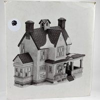 1988 Dept. 56 "Boarding House" - Charming New England Village Collectible
