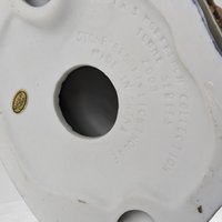 1993 Santa's Workbench Stoney Brook Lighthouse: Timeless Holiday Illumination