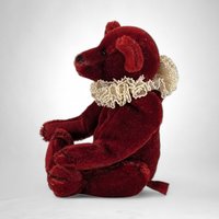 1999 Dark Red Vintage Velvety Bear