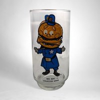 Retro Nostalgia: Set of 5 Vintage McDonald's Glasses – Classic Collectibles