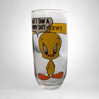 Vintage 1966 Looney Tunes Bugs Bunny and Tweety Glasses Set - Classic Cartoon Collectibles