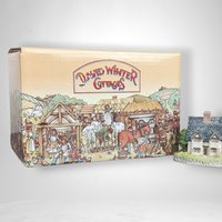 1985 David Winter Craftsman Cottage Village Figure - Collectible Miniature