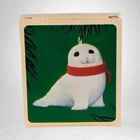 Vintage Charm: 1984 Hallmark Snowy Seal Christmas Ornament - Nostalgic Holiday Collectible