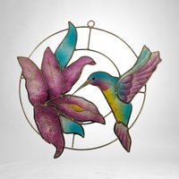 Add a Touch of Whimsy: Vintage Seashell Hummingbird Wall Decor