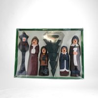Vintage Wooden 6 Piece Caroler Set
