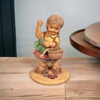 Tenderheart Treasures 1994 Figurine Needlepoint Girl Figurine