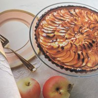 1985 Martha Stuart Pies and Tarts Cookbook, Hardcover